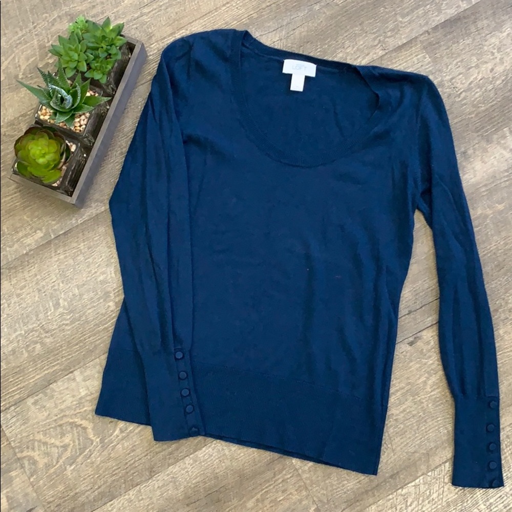 Ann Taylor Loft Scoop Neck Sweater - size Medium